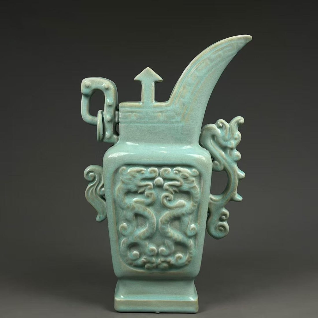 A Ruyao Vase (1 of 4)