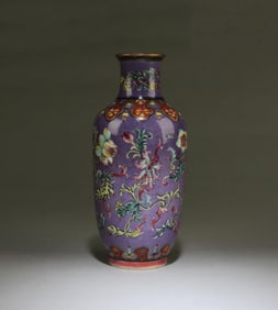 Chinese Porcelain Vase
