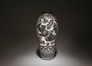 A Cizhou Vase