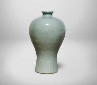 A White Glazed Crane Vase