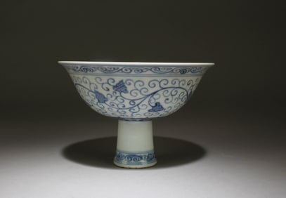 A Blue and White Stem Cup