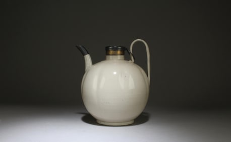 A Ding Ware Pot