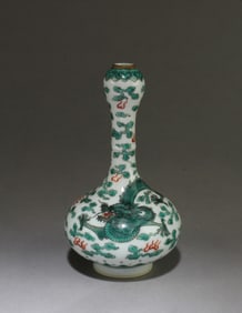 Chinese Dragon Famille Verte 'Garlic-Mouth' Vase