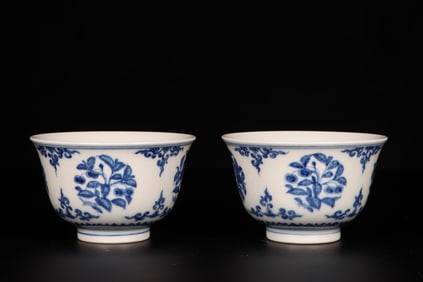 A Pair of Blue and White Cups
