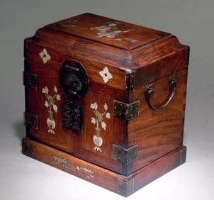 A Multi Tray Wood Box