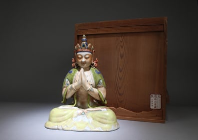 A Fencai Sitting Buddha Statue