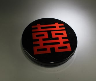 A Lacquer Round Box