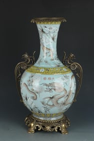 Chinese Porcelain Vase
