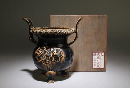 A Tripod Double-Eared Jizhou Incense Burner