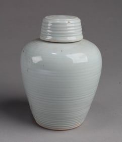 Chinese Porcelain Jar