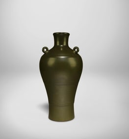 Chinese Tea Dust Color Porcelain Vase