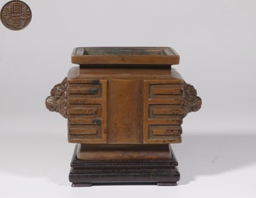 A Bronze Double-Lion-Head Censer