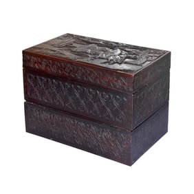 A Two-tiered Harwood Picnic Box