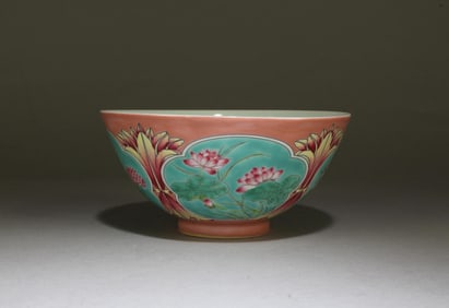 Chinese Famille Verte Porcelain Bowl