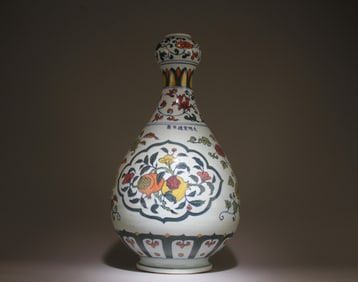 A Multi-Colored Garlic-Head Vase