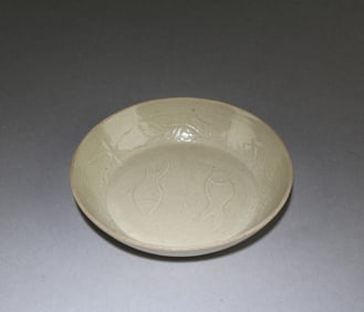 Chinese Dingyao Saucer