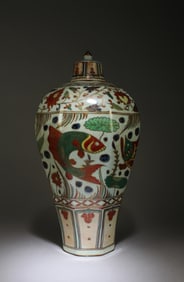 A Polychrome Porcelain Meiping Vase