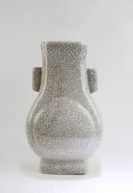 Chinese Geyao Vase