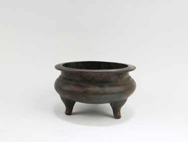 Chinese Bronze Tripod Censer