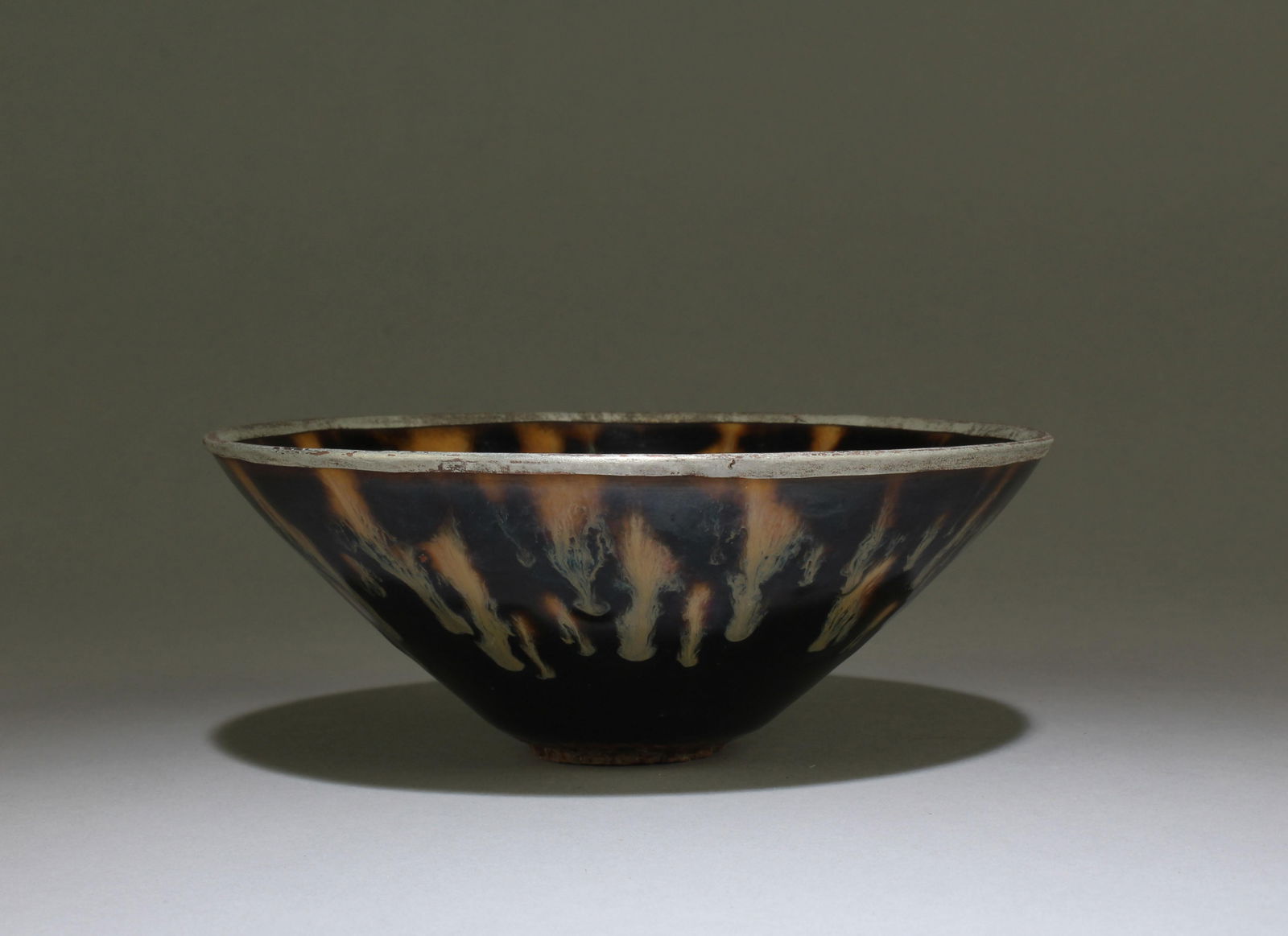 A Jizhou Bowl (1 of 4)