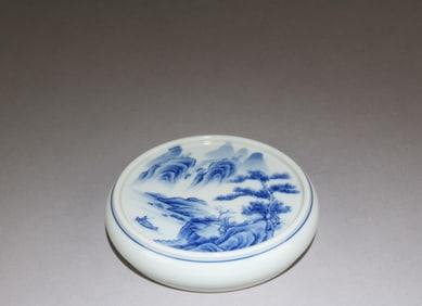 A Blue & White Ink Palette