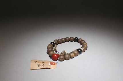 An Agarwood Bracelet
