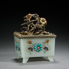 Jade Enamel Pot
