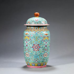 Green-Ground’ ‘Interlocking Lotus’ Covered Jar