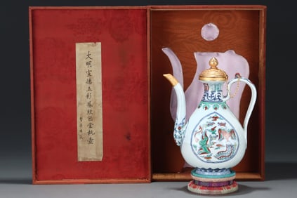 A Wucai Gilt-Incised Ewer