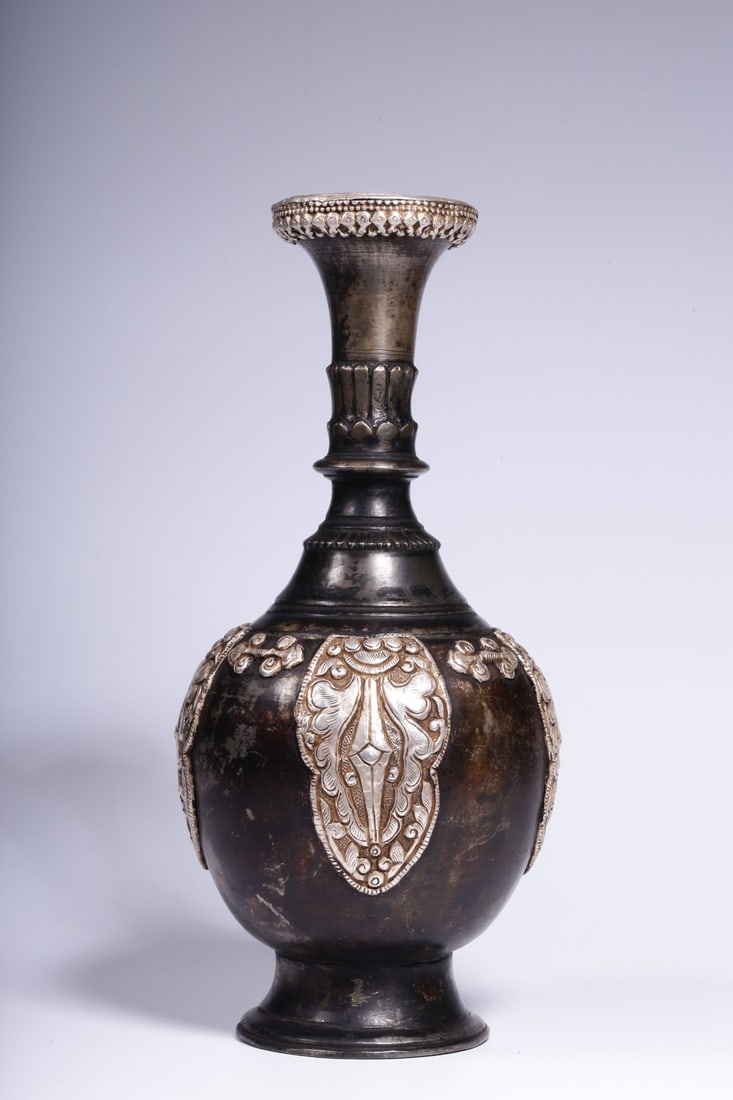 A Gilt Silver Bronze Bottle: A Gilt Silver Bronze Bottle. Height: 8.66in; Diameter: 3.94in.