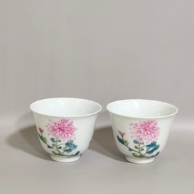 A Pair of Fencai Cups