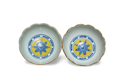A Pair of Blue and Yellow Bowl