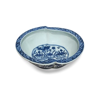 A Blue and White Ink Washer