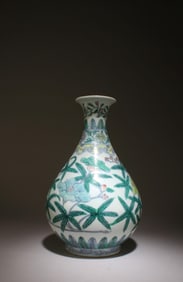 A Floral Yuhuchun Vase