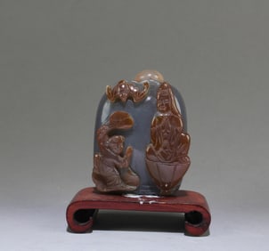 An Agate Snuff Bottle