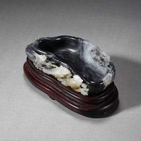 Mottled White and Grey Jade Flower and Bird Washer