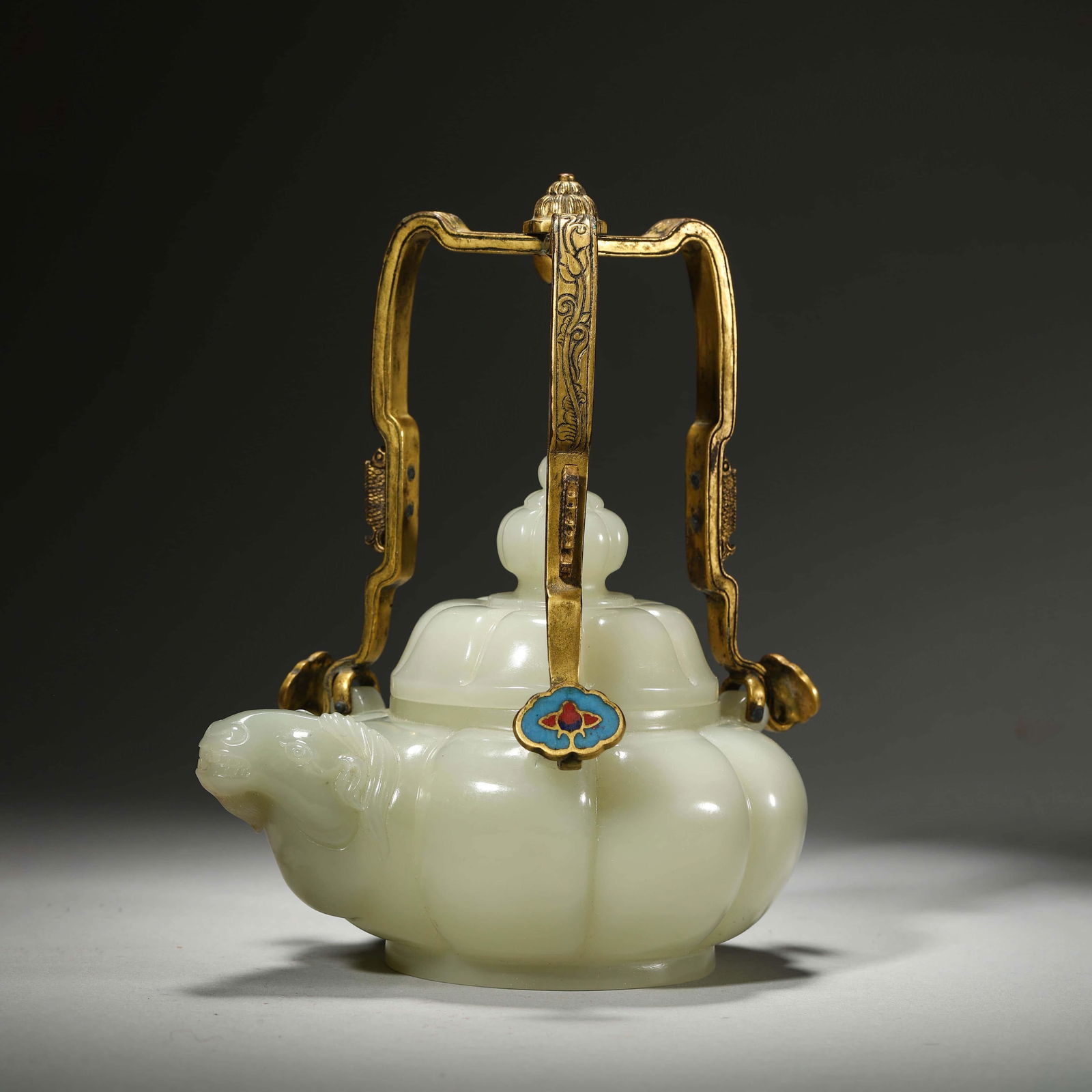 Carved Jade Ram-Head Kettle: Carved Jade Ram-Head Kettle. Length:5.71", Width:4.72", Height:6.30"