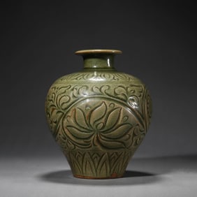 Yaozhou Kiln Celadon-Glazed Peony Vase