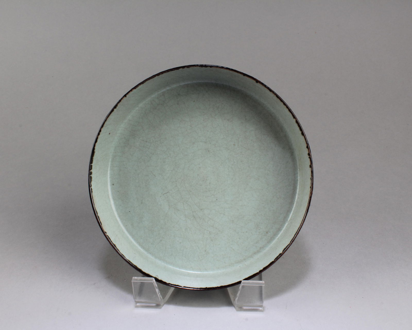 Chinese Ruyao Brush Washer: Chinese Ruyao Ink Washer. Diameter: 6"