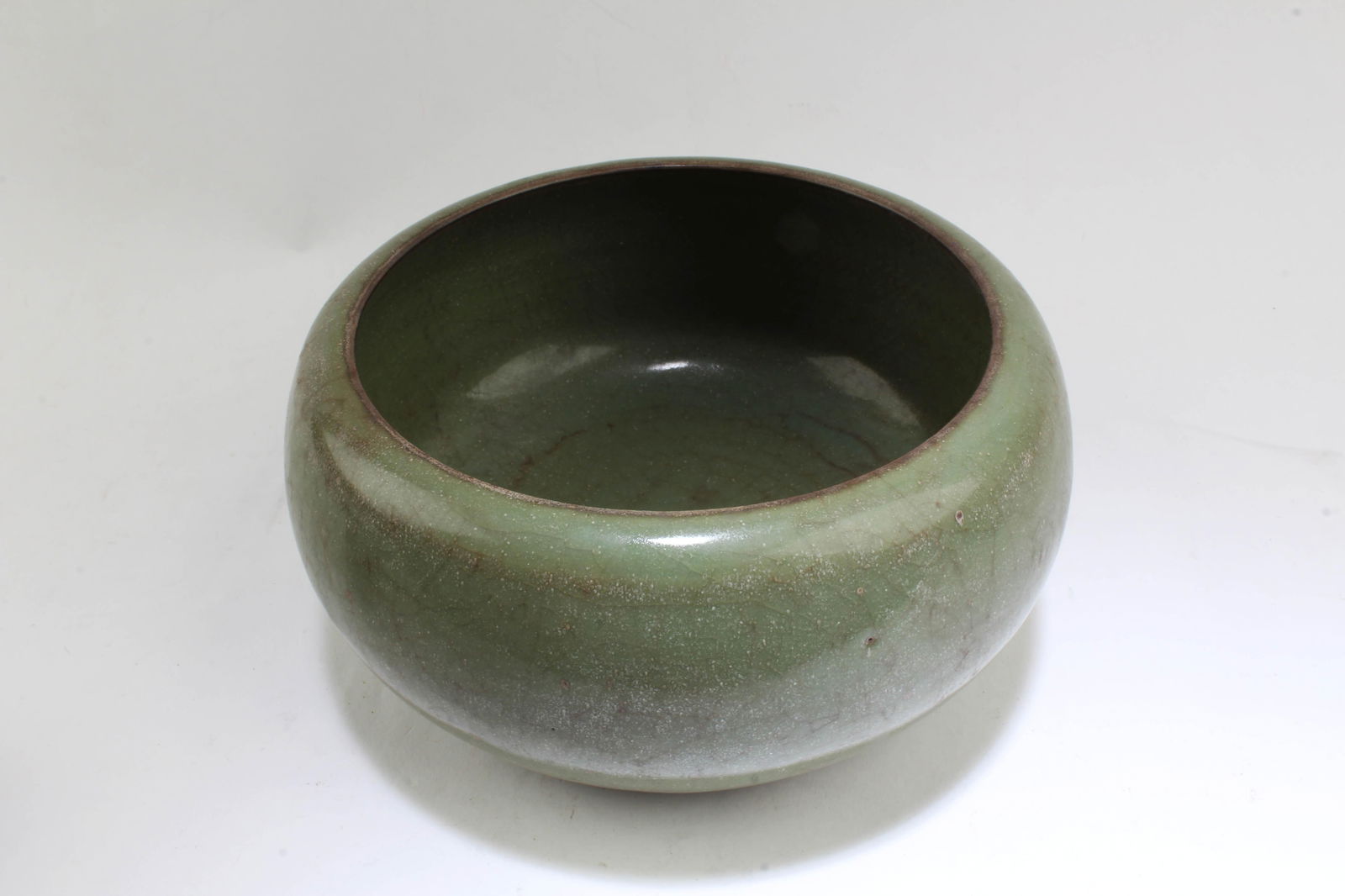 Chinese 'MiShe' Ware Ink Washer: Chinese 'MiShe' Ware Ink Washer. Height: 3" Diameter: 6"