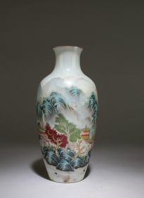 A Chinese Fencai Vase