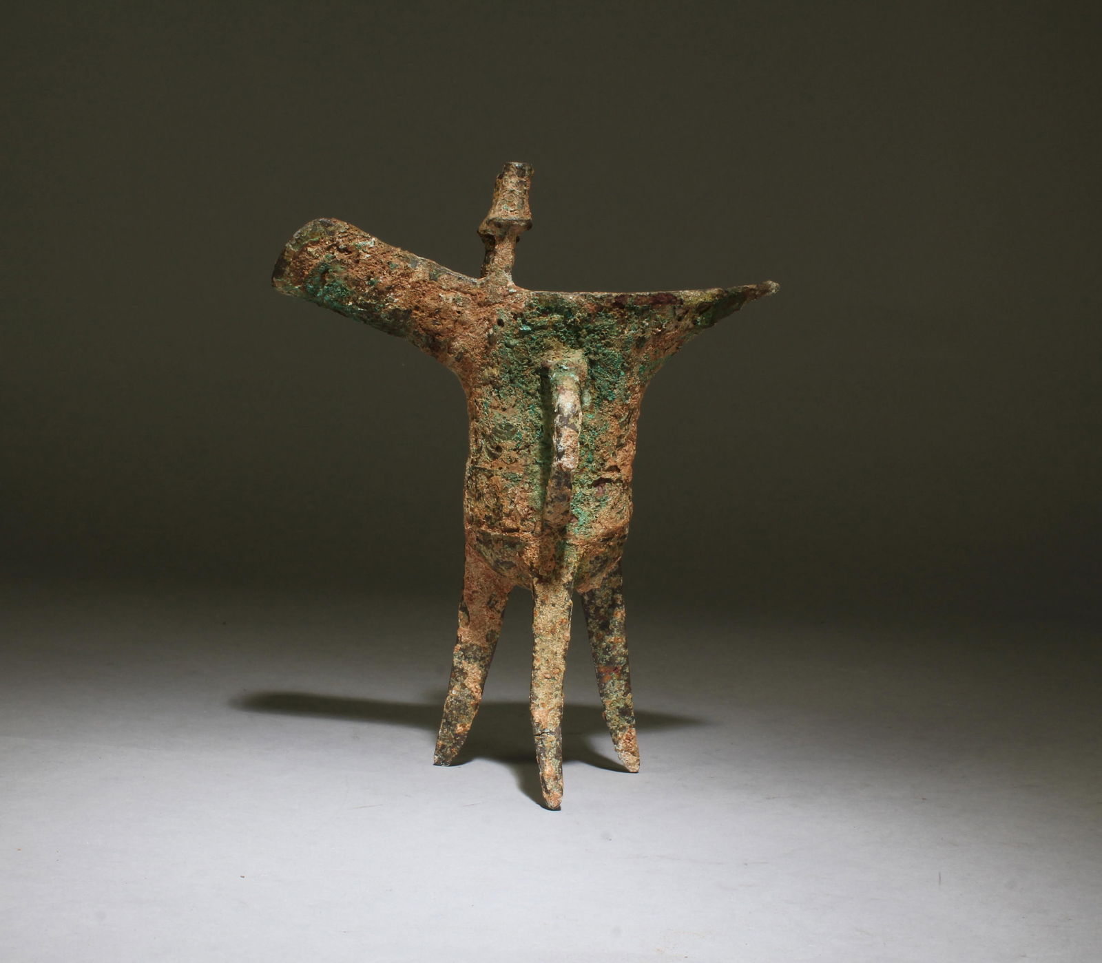 Chinese Bronze Tripod Vessel (1 of 6)