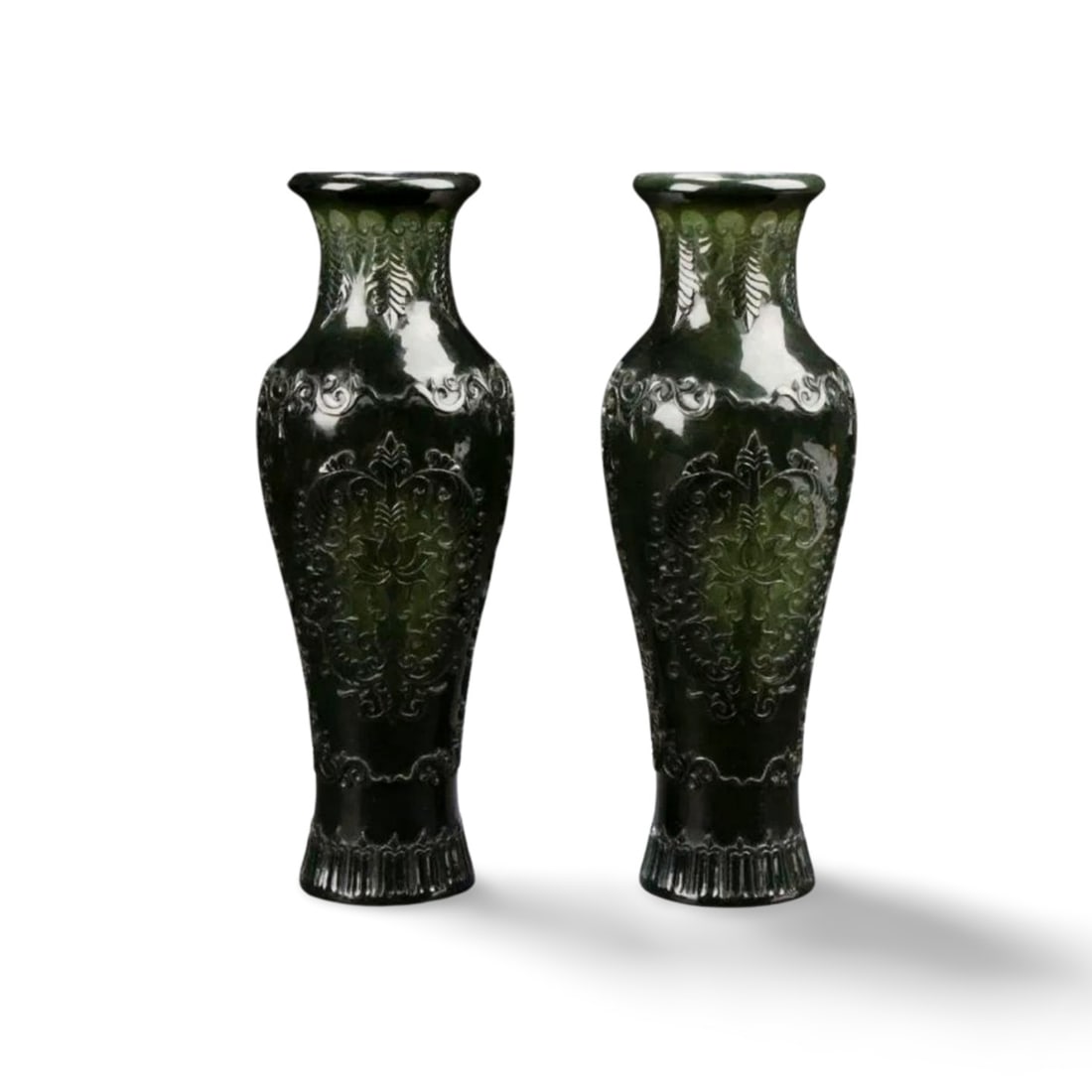 A Pair of Chinese Spinach Jade Vases (1 of 8)
