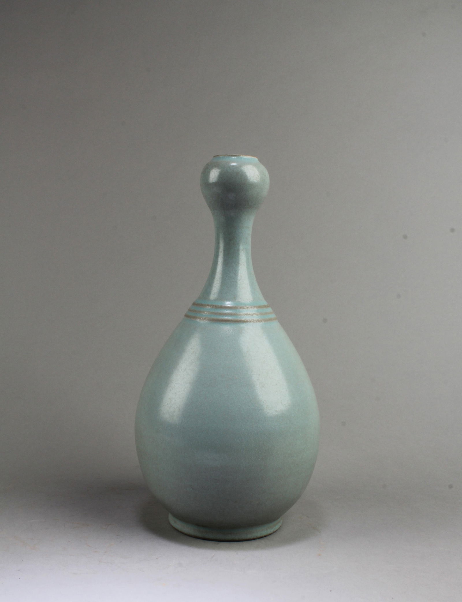 Chinese Ruyao Vase: Chinese Ruyao Vase. Height: 11.2"