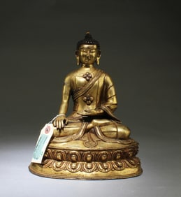 A Gilt Bronze Bodhisattva Statue
