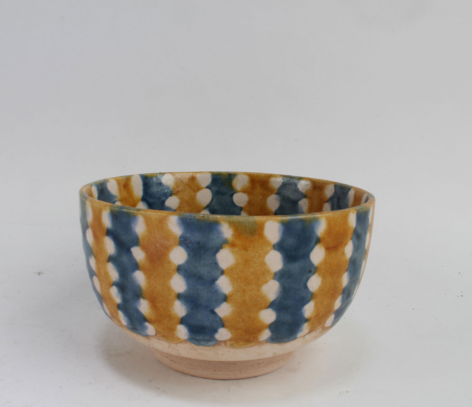 A SanCai Styled Pottery Bowl (1 of 3)