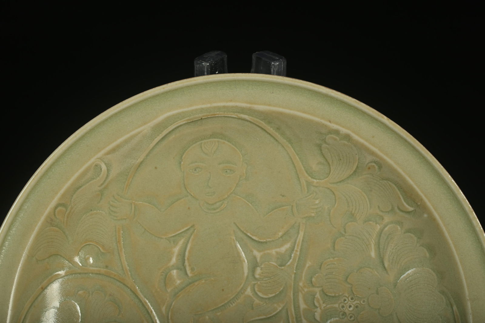 A Yaozhou Plate - 2