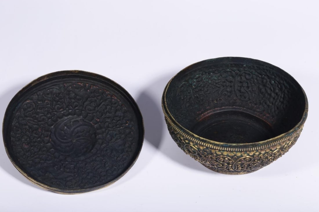 A Gilt Bronze Box - 8