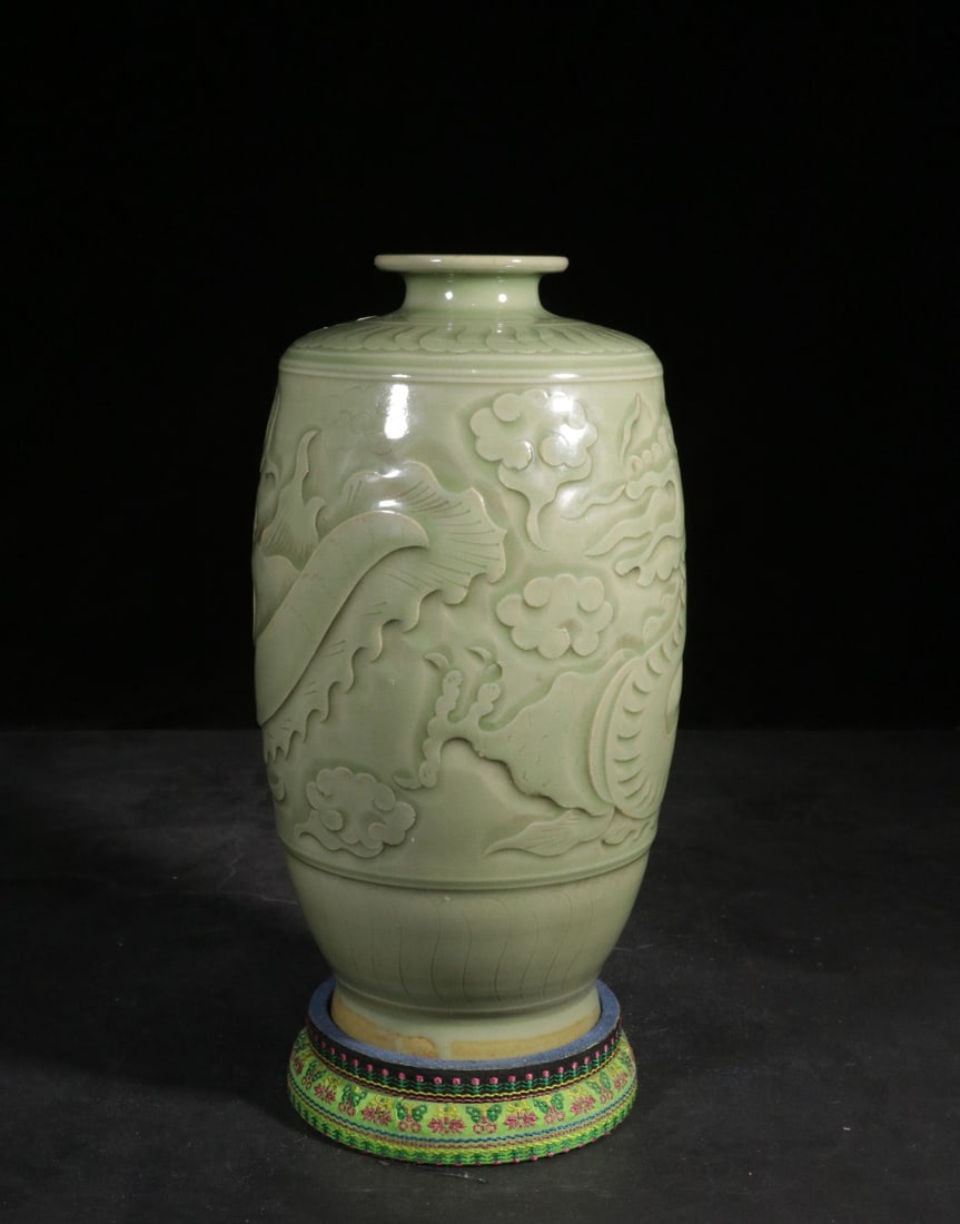 A Yaozhou Ware Vase - 4