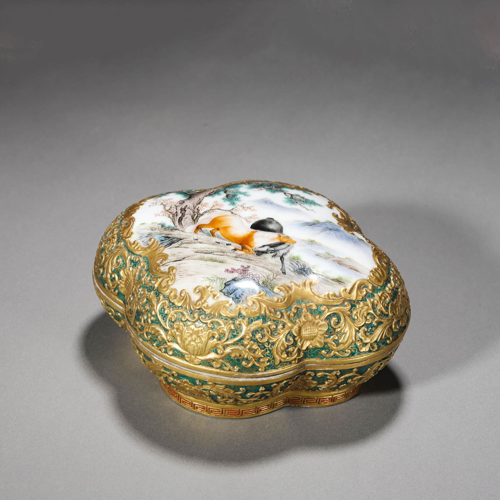 Teadust Glaze Gilt-Inlaid Box and Cover (1 of 6)